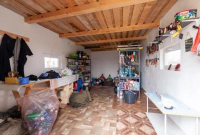 Casă cu 5 camere cu Garaj în Călinești - 2