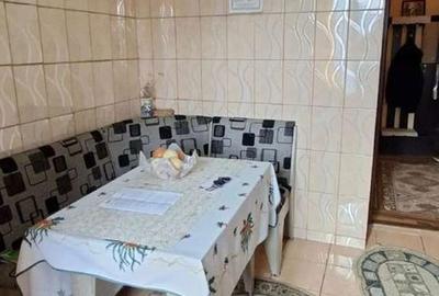 Apartament cu 3 camere decomandat în Central - 2