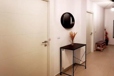 Apartament cu 2 camere, mobilat în Tractorul - 3