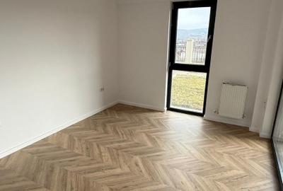 Apartament cu 2 camere semidecomandat în Bucium - 3