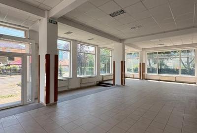 Spatiu comercial central - 4