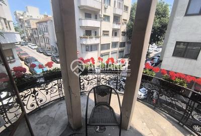 CENTRU VECHI (COD03) - Apartament boem cu terasa si balcon !