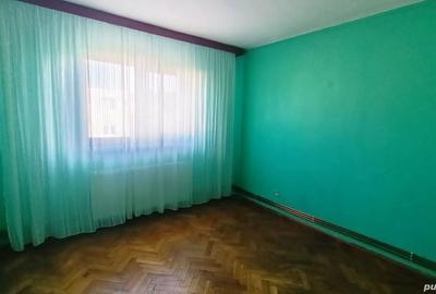Apartament cu 4 camere decomandat în Dâmbu Pietros - 7