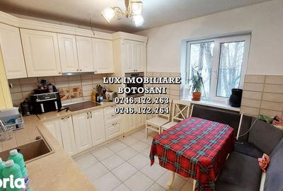 Apartament cu 3 camere decomandat în Central - 7