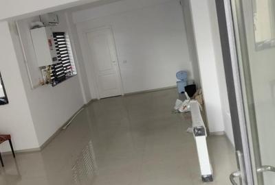 Spațiu comercial, de 35 mp, în Nord - 4
