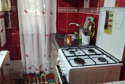 Garsoniera cu balcon la parter zona Gojdu - 7