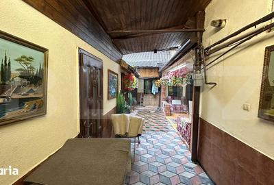 Casă cu 4 camere cu Teren 300 Mp în Central