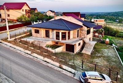 Casa de vânzare....intrare în Hârlău - 3