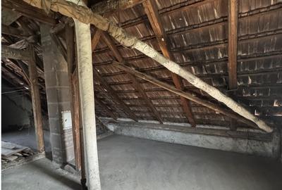 Casa  5 Camere 160 mp, zona  Aurel Vlaicu - 19