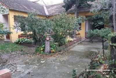 Casa mare, cu 4 apartamente a cate 1, 2, 3 ?i 4 camere fiecare - 18