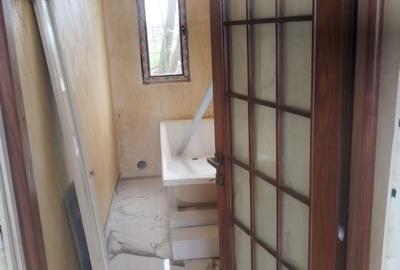 Casă cu 3 camere în Central - 2
