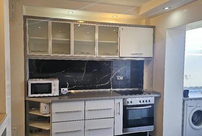 Apartament cu 3 camere decomandat în Alfa - 8