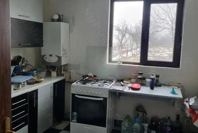 Casa Moderna: Poten?ial de Mansardare ?i Teren Generos pentru Gradina! - 9