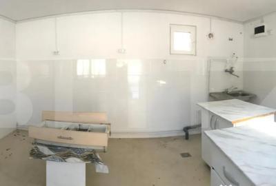 Casă cu 4 camere cu Teren 1000 Mp în Central - 1