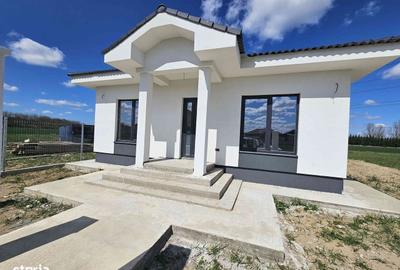 Casă cu 4 camere în Cheriu - 2