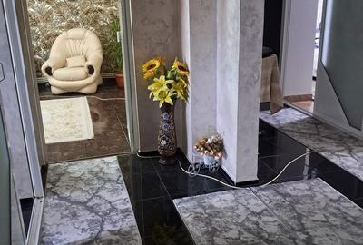Apartament cu 4 camere decomandat în Central - 11