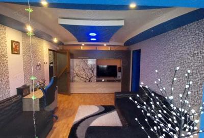 Apartament de vanzare - 3