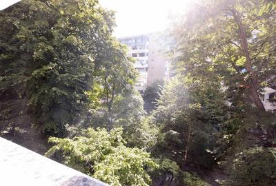 Apartament cu 2 camere semidecomandat, mobilat în Alexandru Obregia - 2