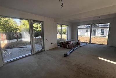 Casa moderna de vanzare în Campina, zona Muscel  confort, elegant? si lini - 20
