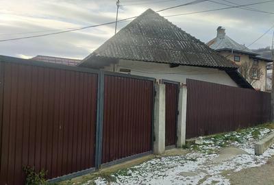 Teren de 2152 mp, în Central - 5