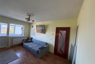 Apartament cu 2 camere semidecomandat, mobilat în 1 Decembrie - 1