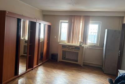 Casă cu 4 camere în Central - 4