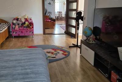 Casă cu 4 camere cu Teren 1012 Mp în Lugașu de Jos - 3
