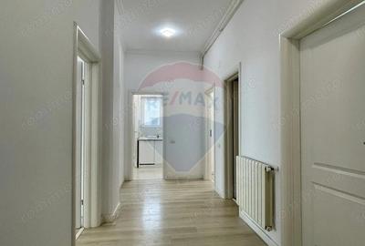 Apartament cu 4 camere decomandat în Faleza Nord - 14
