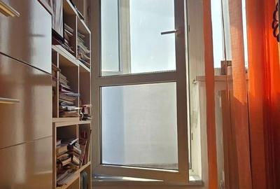 Apartament cu 3 camere decomandat în Olteniței - 9