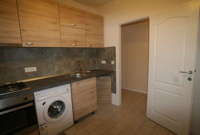 Apartament cu 3 camere decomandat în Tineretului - 2