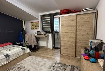 Apartament cu 3 camere în Central - 13