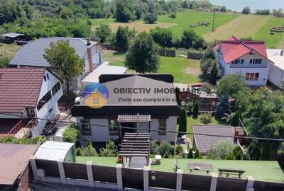 Casa proiectata cu bun gust - Piatra Neamt, Str Petru Movila