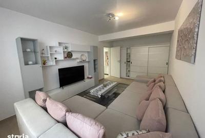 Apartament cu 3 camere decomandat în Apărătorii Patriei