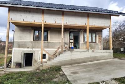 Casă cu 4 camere cu Teren 1360 Mp în Iris - 18