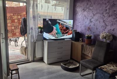 Apartament cu 3 camere decomandat în Florești