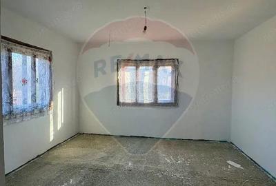 Casa / Vila cu 3 camere de vanzare - 6