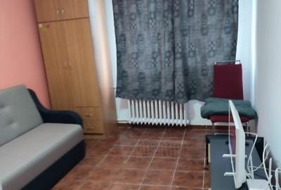 Garsonieră decomandată în Gară - 4