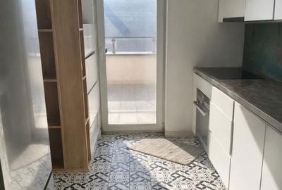 Apartament cu 3 camere semidecomandat în Sopor - 1