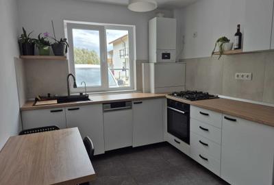 Casă cu 3 camere cu Teren 180 Mp în Triaj - 2