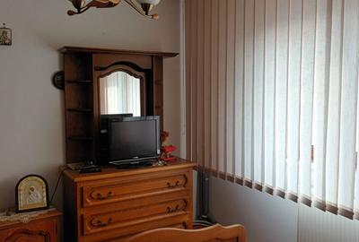 Apartament cu 2 camere semidecomandat în Trivale - 4