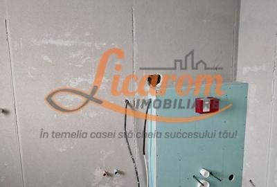 Casă individuală cu 4 camere cu Canalizare în Cristian - 8