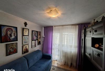 Apartament cu 3 camere decomandat în Republicii - 1
