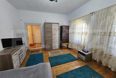 Casă cu 6 camere cu Teren 1000 Mp în Central - 2