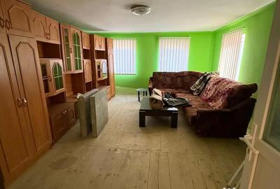 Casă cu 5 camere în Chirpăr - 2