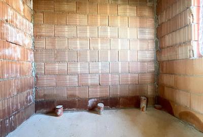 Duplex cu 3 camere cu Canalizare în Moșnița Nouă - 4