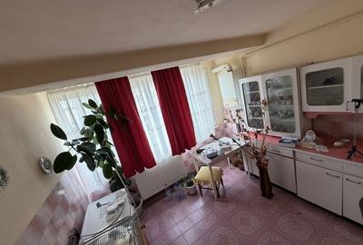 Apartament cu 2 camere semidecomandat în Decebal - 8