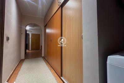 Apartament cu 3 camere decomandat în Nicolina - 15