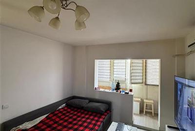 Apartament cu 3 camere semidecomandat în Alexandru Obregia - 11