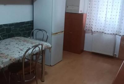 Inchiriez apartament 4 camere - 4
