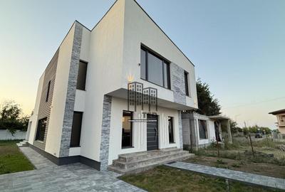 Casă cu 5 camere cu Teren 438 Mp în Chitila